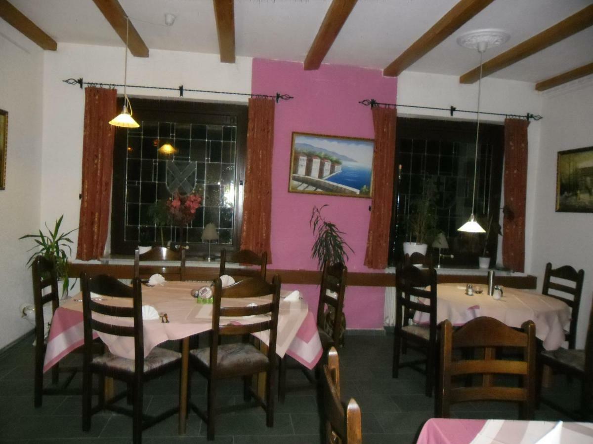 Triebener-hof 2*